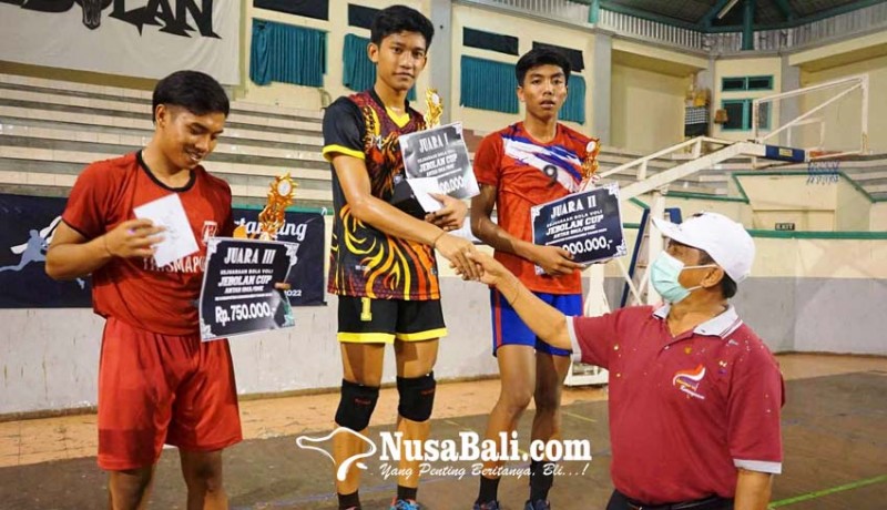 Nusabali Sman Kubu Juara Voli Piala Jebolan