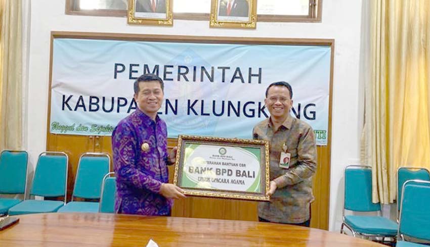 Nusabali Bank Bpd Bali Serahkan Csr Di Klungkung