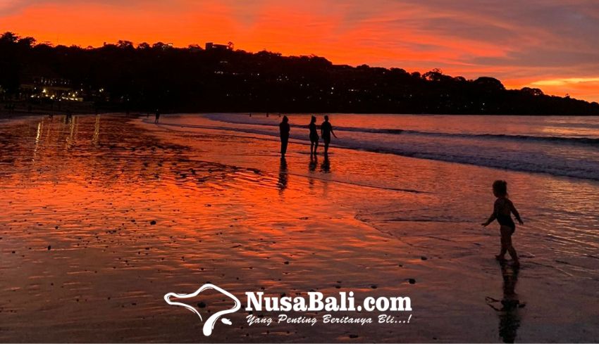 NUSABALI Pantai Jimbaran Keindahan Pemandangan Sunset Dengan