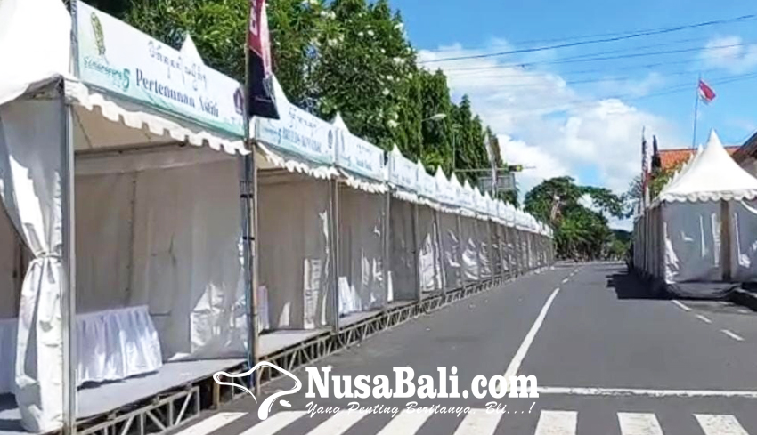 Nusabali Puluhan Stand Kuliner Meriahkan Festival Semarapura