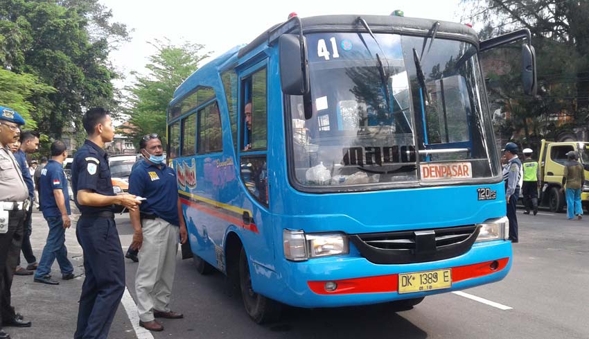 NUSABALI Puluhan Kendaraan Tak Laik Jalan Terjaring Razia