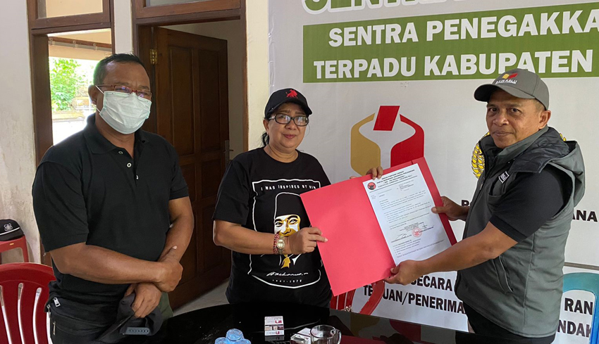 NUSABALI Baliho Calon PDIP Di Jembrana Dirusak