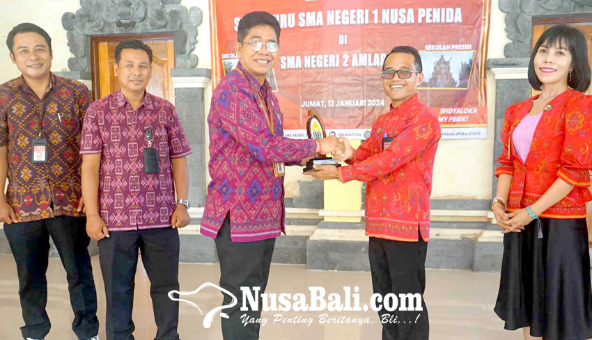 NUSABALI Kasek SMAN 1 Nusa Penida Studi Tiru Ke SMAN 2 Amlapura