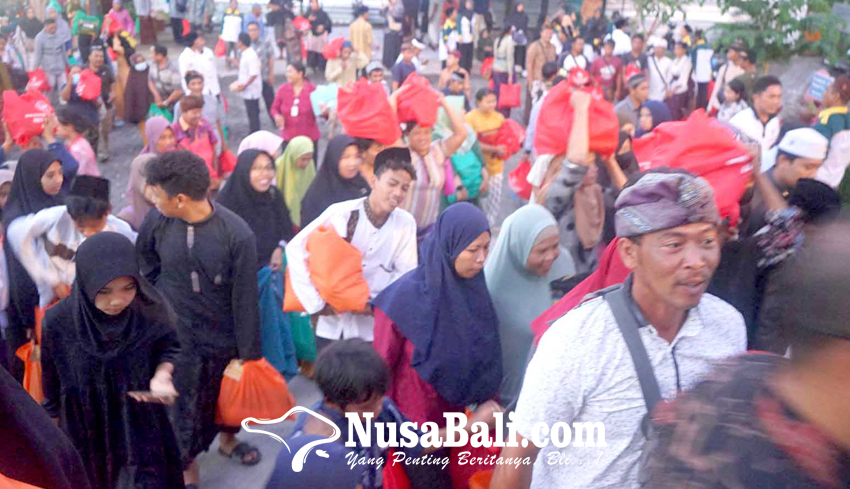 Nusabali Kemenag Gelar Festival Ramadhan Berbagi Paket Sembako