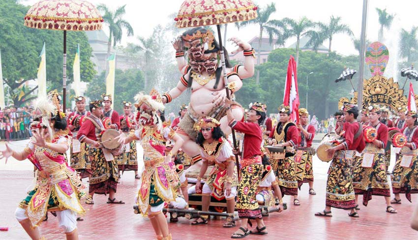 NUSABALI Ngerupuk 5 Besar Terbaik Nasional