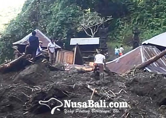 Nusabali.com - pura-manik-mas-di-desa-paksebali-hancur-diterjang-banjir