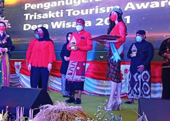 Nusabali.com - desa-pujungan-mendapat-penghargaan-trisakti-tourism-award-desa-wisata-2021