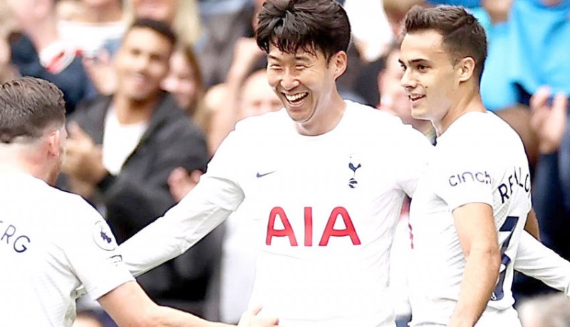 www.nusabali.com-son-heung-min-antarkan-spurs-di-puncak-klasemen