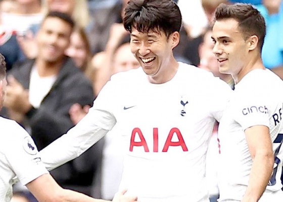 Nusabali.com - son-heung-min-antarkan-spurs-di-puncak-klasemen