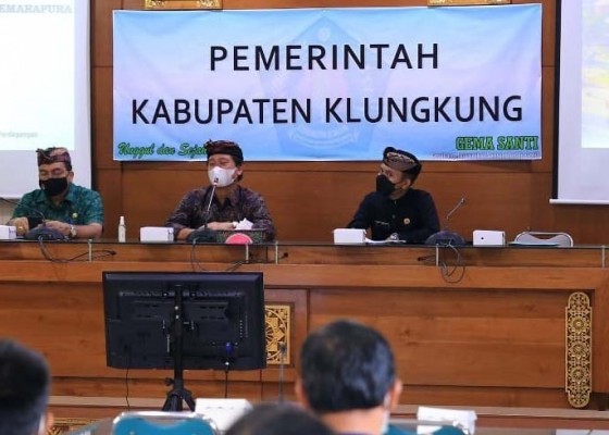 Nusabali.com - bupati-suwirta-sosialisasikan-penataan-pasar-umum-semarapura