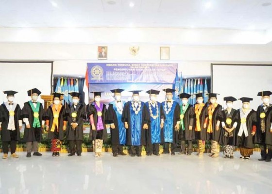 Nusabali.com - universitas-udayana-kukuhkan-14-guru-besar