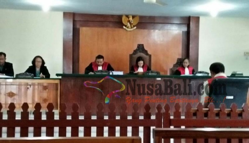 www.nusabali.com-pembunuh-dagang-buah-divonis-18-tahun-penjara