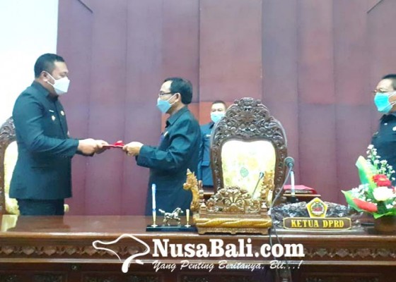 Nusabali.com - dprd-bupati-gianyar-sahkan-5-ranperda