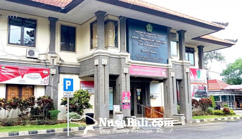 www.nusabali.com-10-pejabat-pemkab-tabanan-diperiksa-kpk