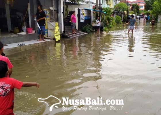 Nusabali.com - denpasar-dikepung-banjir