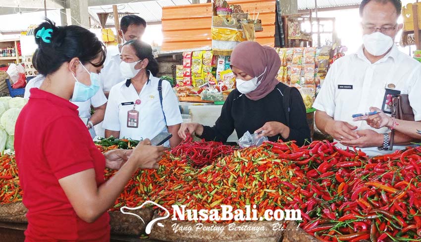 NUSABALI.com - Pasokan Terbatas Harga Cabai Dan Minyak Goreng Melonjak