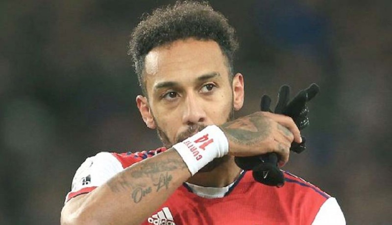 www.nusabali.com-arsenal-didesak-cabut-ban-kapten-aubameyang