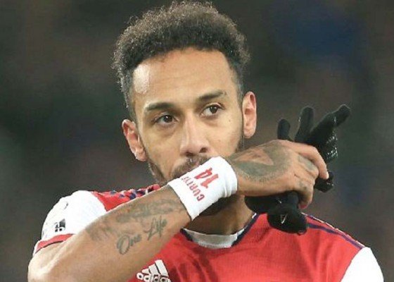 Nusabali.com - arsenal-didesak-cabut-ban-kapten-aubameyang