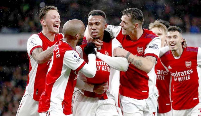 www.nusabali.com-arsenal-tembus-empat-besar-mikel-arteta-tetap-membumi