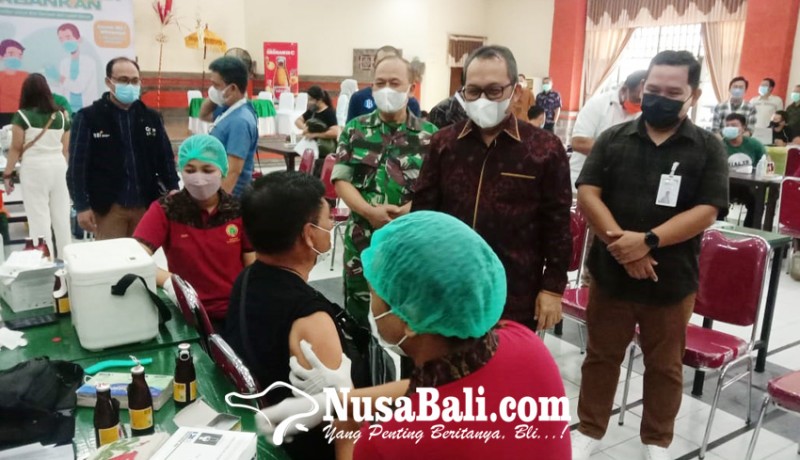 www.nusabali.com-bi-korem-163wirasatya-gelar-vaksinasi-booster