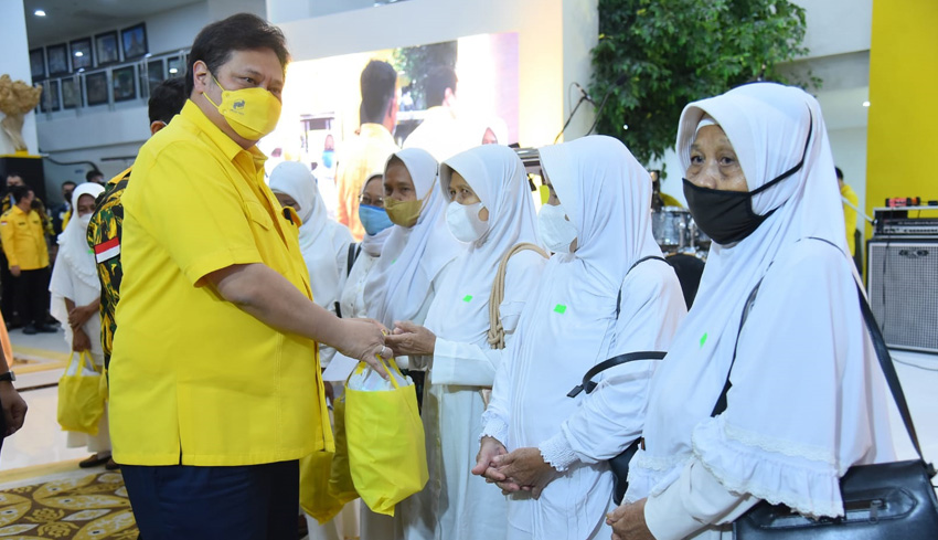 www.nusabali.com-hut-ampg-ke-20-airlangga-hartarto-minta-program-pemenangan-golkar-segera-disusun