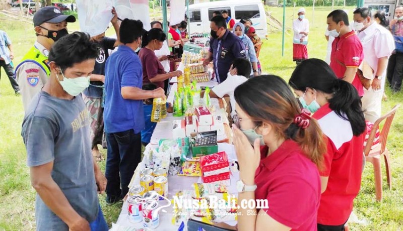 www.nusabali.com-ribuan-liter-minyak-goreng-ludes