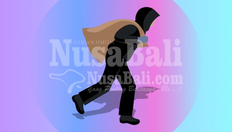 www.nusabali.com-ditinggal-membajak-sawah-tas-isi-rp-25-juta-amblas