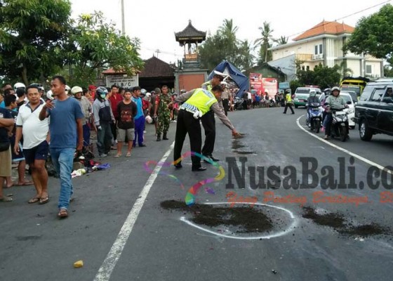 Nusabali.com - jatuh-dari-motor-tewas-tergilas-truk