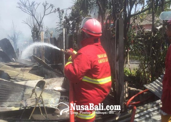 Nusabali.com - korsleting-listrik-rumah-terbakar