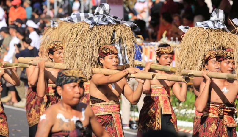 www.nusabali.com-klungkung-pentaskan-fragmen-tohlangkir-dan-dewa-masraman