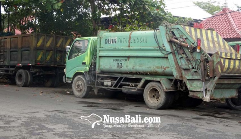 www.nusabali.com-hanya-miliki-15-truk-pengangkut-sampah-dinas-lhk-minta-tambahan-armada