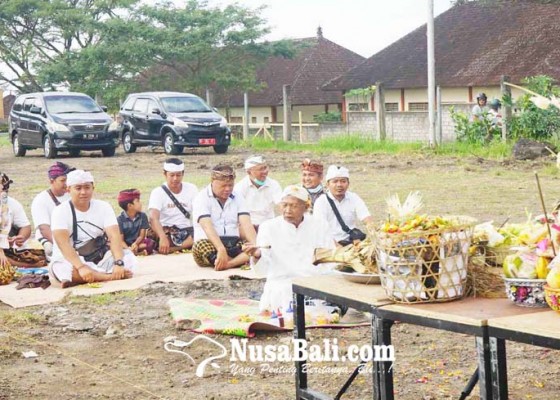 Nusabali.com - disdikpora-memakuh-tribun-stadion