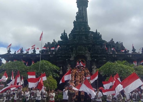 Nusabali.com - gebyar-merah-putih-meriahkan-monumen-bajra-sandhi