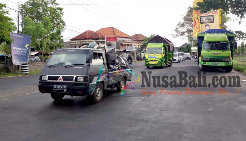 www.nusabali.com-dinas-perhubungan-ancam-gembosi-ban-truk