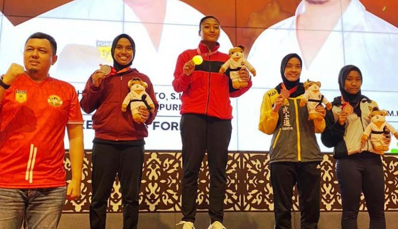 www.nusabali.com-tetap-terbaik-di-kelas-55-kg-coki-raih-emas-di-kejurnas