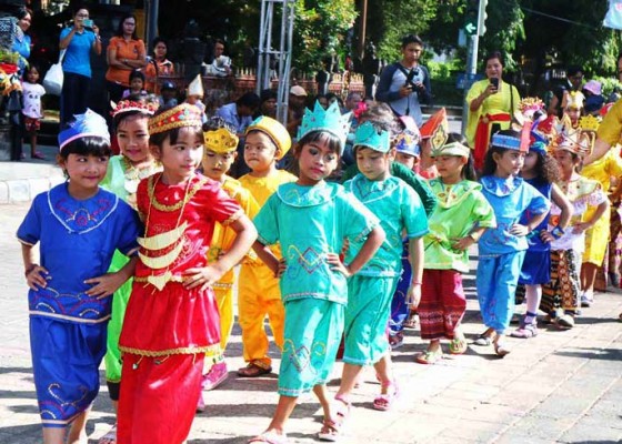 Nusabali.com - 121-anak-ikuti-parade-bhineka-tunggal-ika