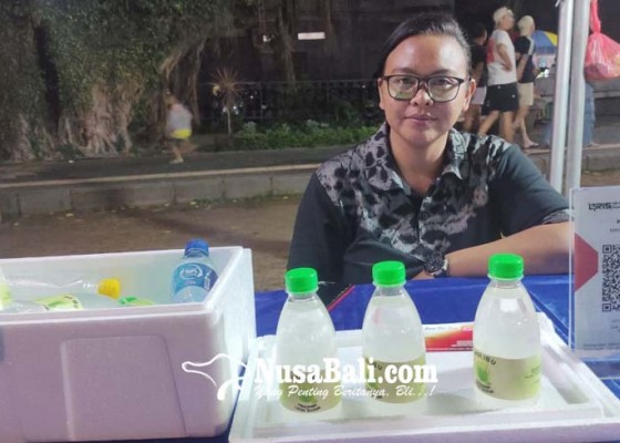 Nusabali.com - pelaku-umkm-buat-minuman-lidah-buaya