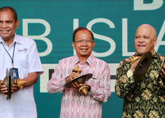 Nusabali.com - gubernur-wayan-koster-buka-bali-fab-festival-2022