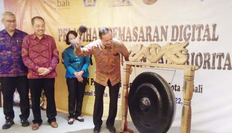 www.nusabali.com-road-to-digital-tourism-puluhan-asn-pariwisata-se-bali-digembleng