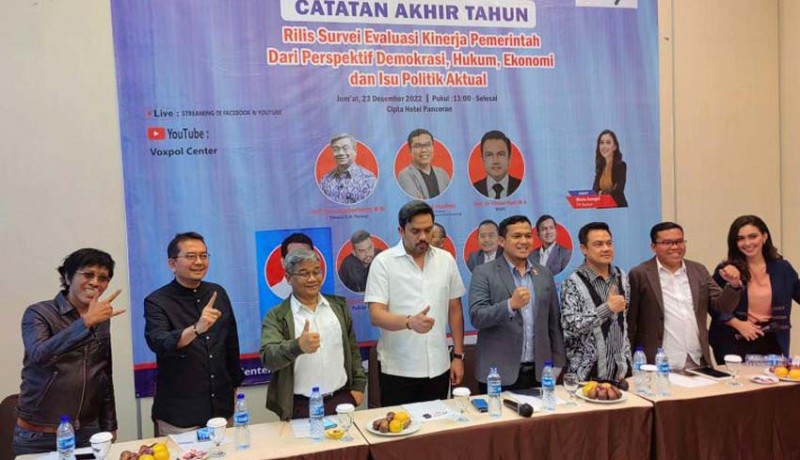 www.nusabali.com-publik-ingin-dua-paslon-capres-pada-pilpres-2024