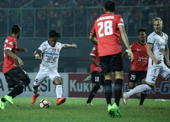 Nusabali.com - bali-united-raih-satu-poin