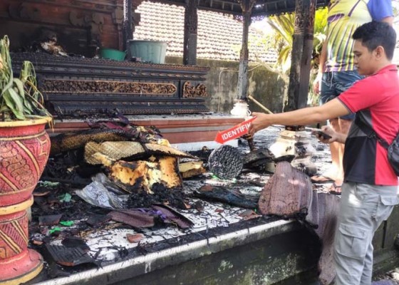 Nusabali.com - galungan-bale-gede-warga-terbakar