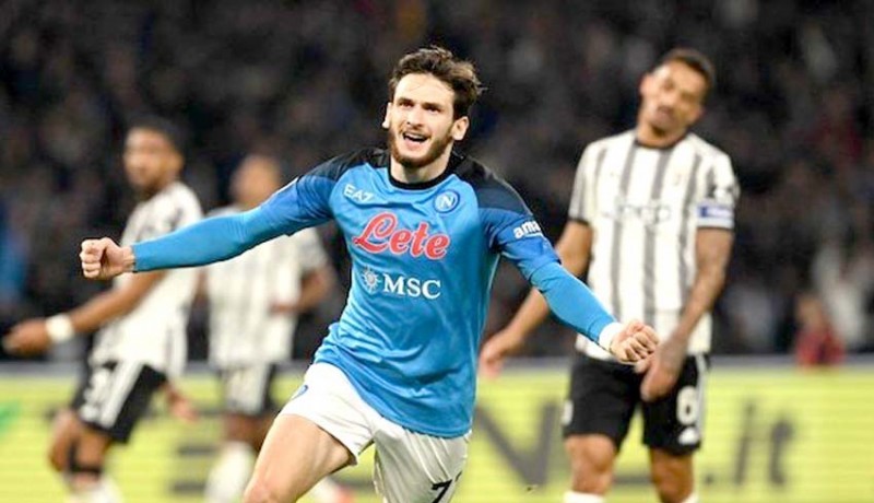 www.nusabali.com-juventus-kalah-telak-napoli-layak-memimpin