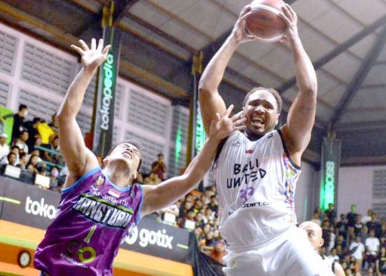 Nusabali.com - bali-united-basketball-tersandung-di-ujung-laga