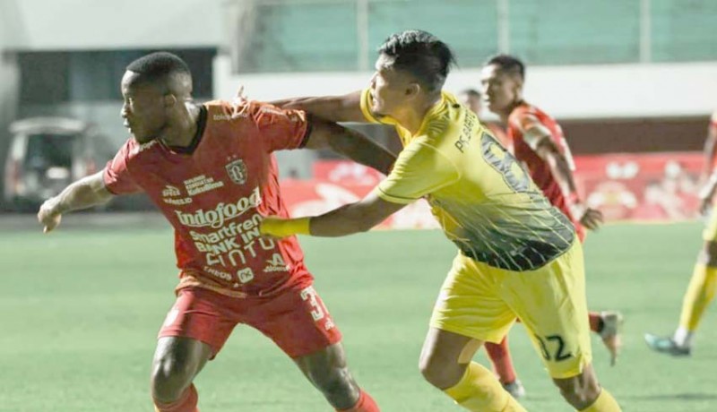 www.nusabali.com-bali-united-vs-persib-teco-siap-hentikan-maung-bandung