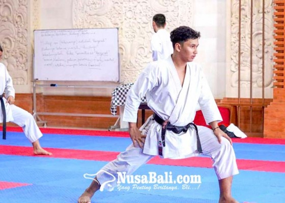 Nusabali.com - lebih-kompetitif-pelatda-panggil-8-karateka-lagi