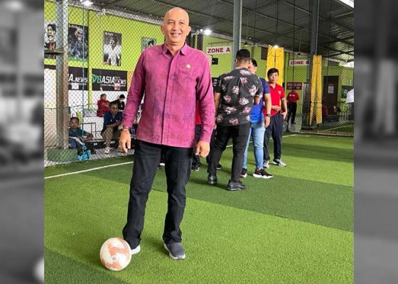 Nusabali.com - disnaker-esdm-bali-gelar-liga-futsal-sambut-mayday