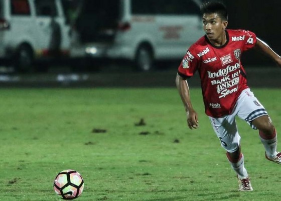 Nusabali.com - kurang-beruntung-debut-junius-di-bali-united