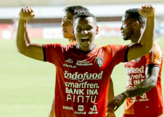 Nusabali.com - lawan-psm-leg-pertama-playoff-lca-bali-united-main-lagi-di-dipta