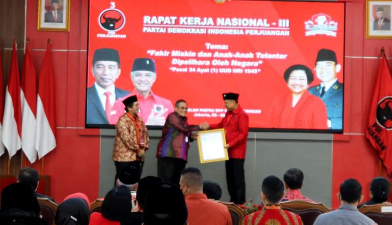 www.nusabali.com-pdip-raih-sertifikat-iso